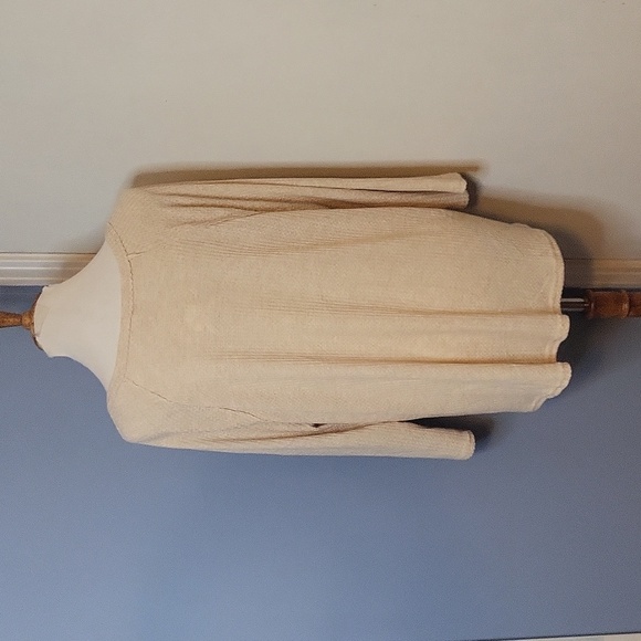 NEW CATO XL Beige Daisy Ladybug Waffle Knit Top Long Sleeve NWT - Picture 4 of 5